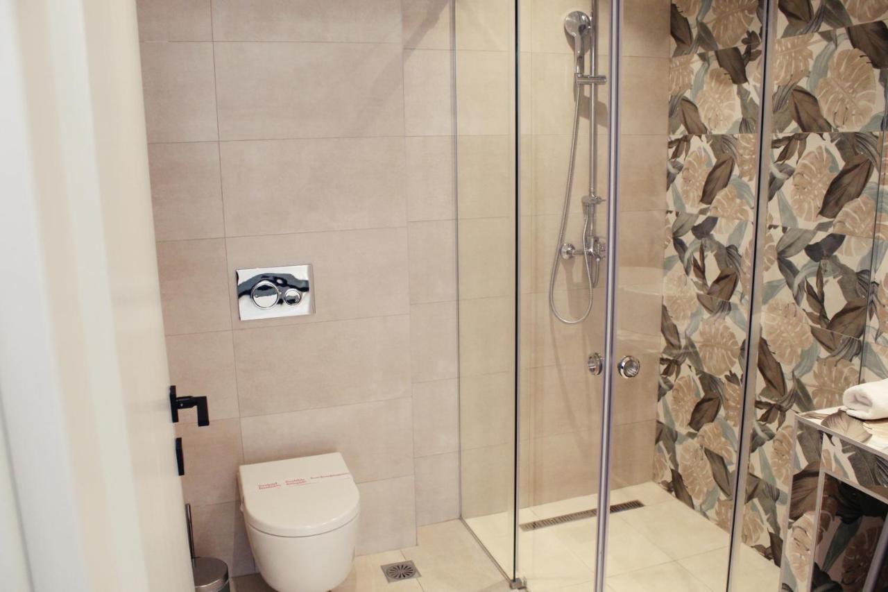 Saan Luxury Living Apartment Nea Kallikrateia Exterior photo